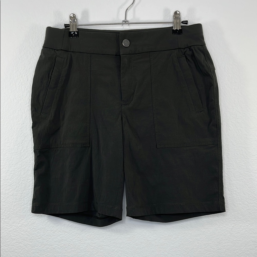 Athleta Trekki Bermuda Short Dark Olive size 4 Ripstop Hiking Trails Outdoors‎